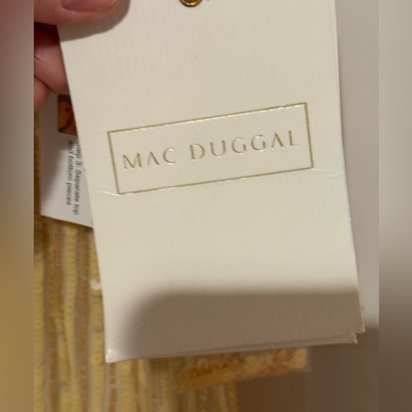 NWT Mac Duggal #5646 Embellished Butter Yellow Flutter Cap Sleeve A-Line Gown - Picture 9 of 11